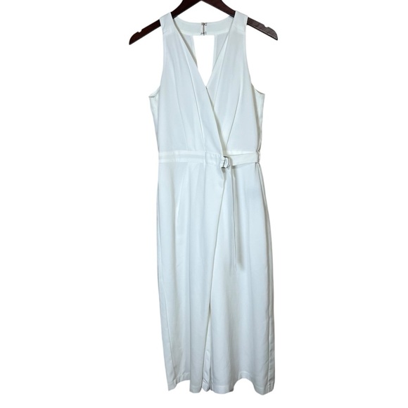 Adelyn Rae Wide Leg White Crop Jumpsuit Sz XS Culotte Belted Sleeveless Surplice - Picture 6 of 10